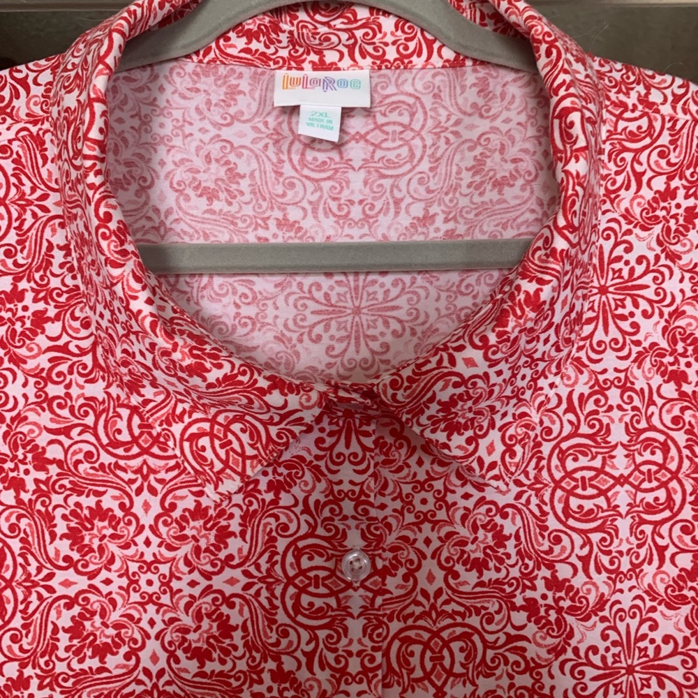 LuLaRoe Charlie Red Patterned Button-Up Shirt 2XL